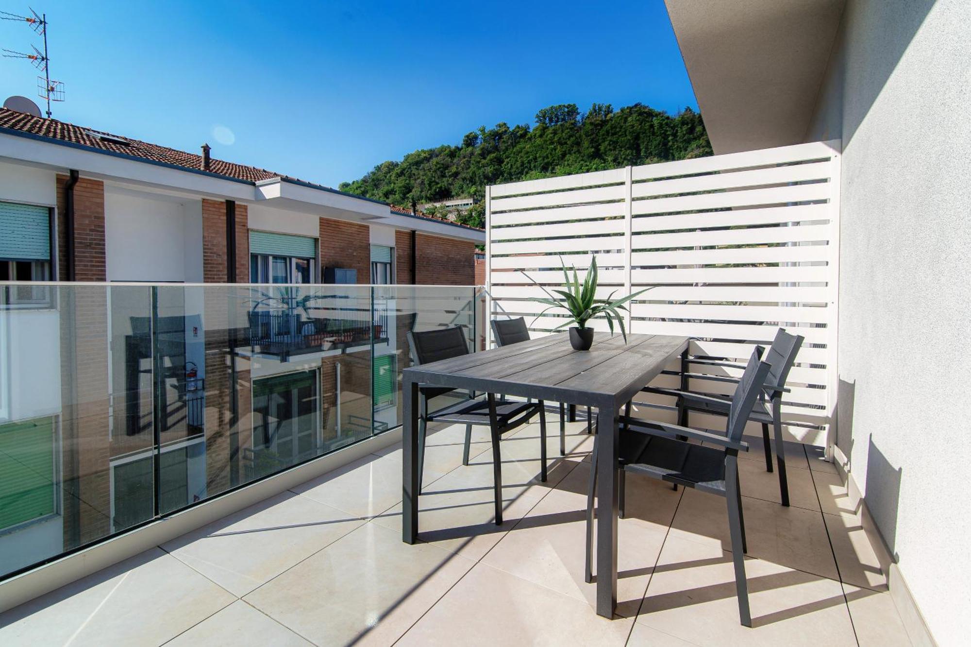 Lario Suite Apartments By Quokka 360 - With Parking Next To Como City Exterior photo